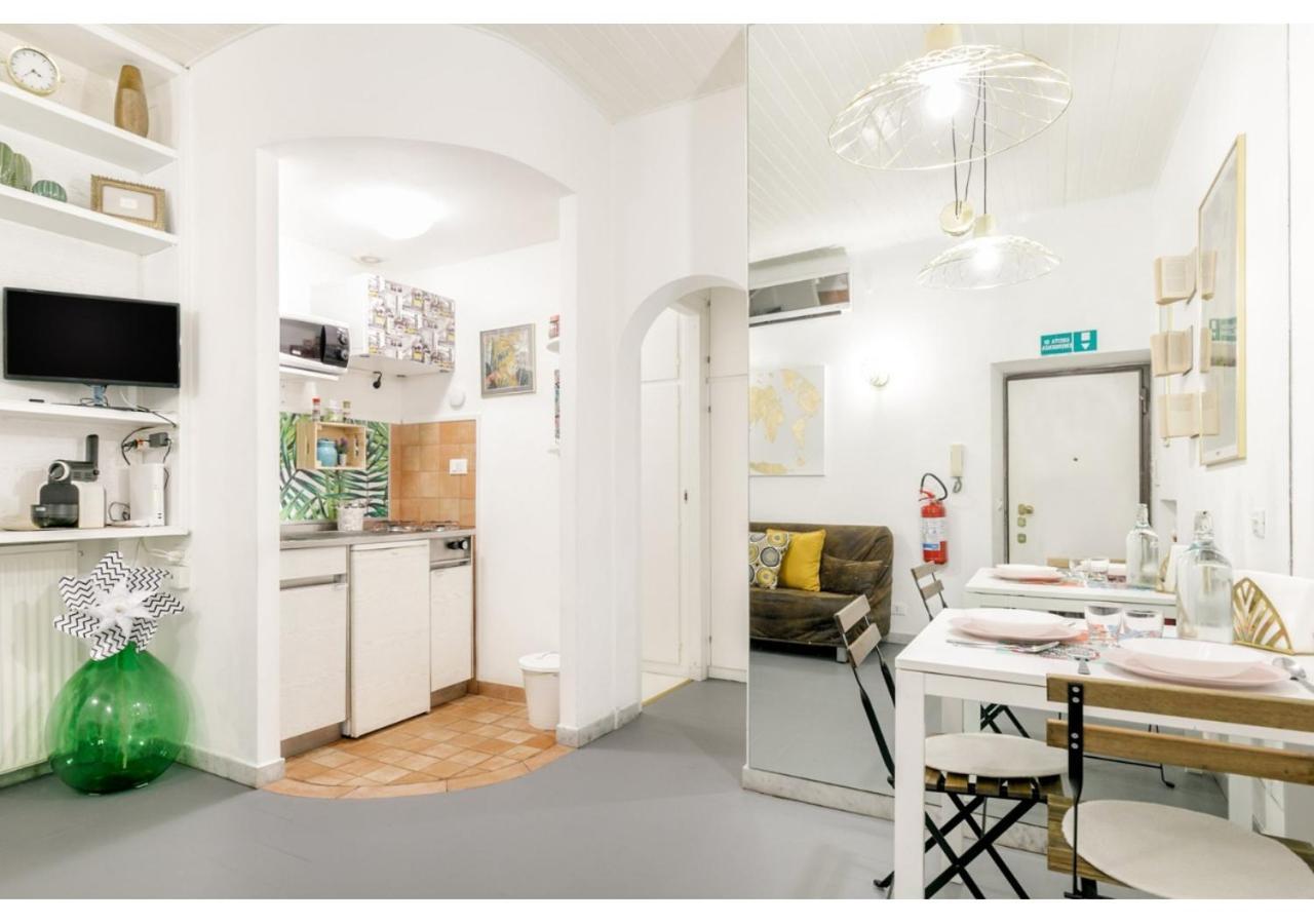 Pied-A-Terre Domusuite Rhome Colosseo Rome Luaran gambar