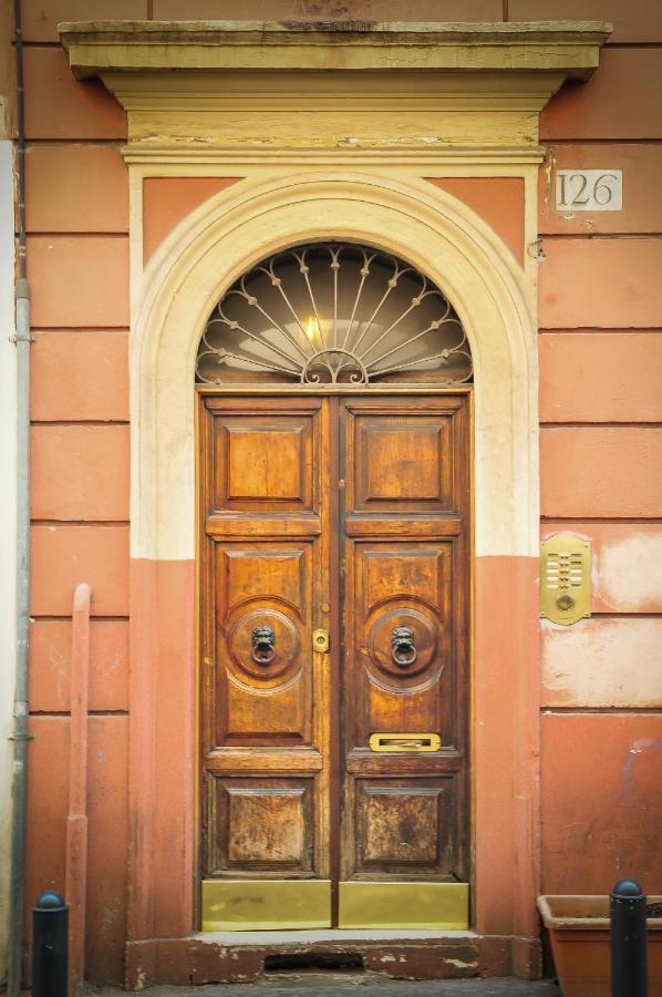 Pied-A-Terre Domusuite Rhome Colosseo Rome Bilik gambar