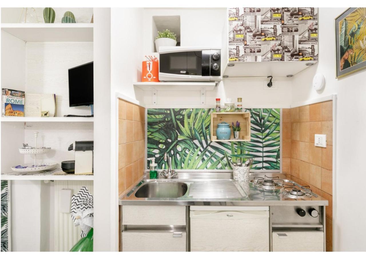 Pied-A-Terre Domusuite Rhome Colosseo Rome Luaran gambar