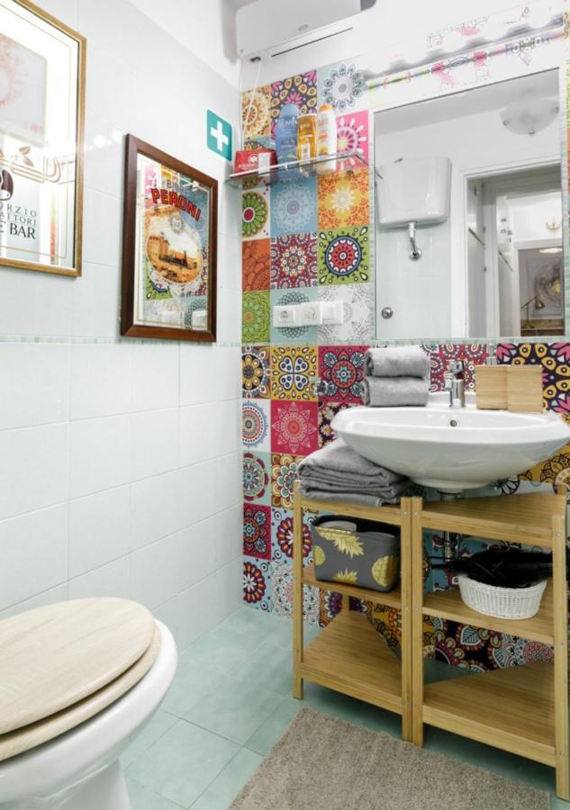 Pied-A-Terre Domusuite Rhome Colosseo Rome Luaran gambar