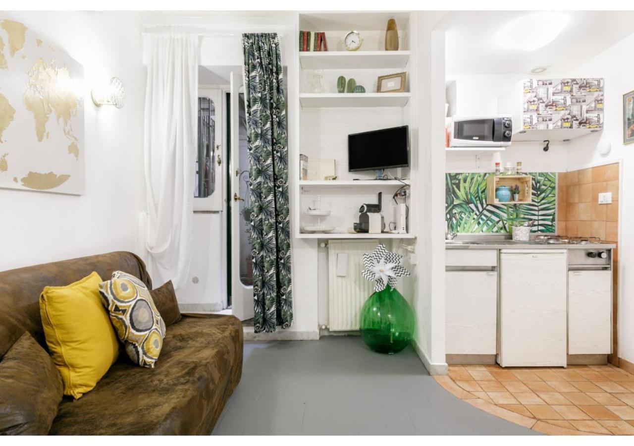 Pied-A-Terre Domusuite Rhome Colosseo Rome Luaran gambar