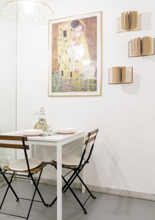 Pied-A-Terre Domusuite Rhome Colosseo Rome Luaran gambar